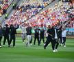 Jucătorii FCSB, îmbrăcați care mai de care mai non-conformist, foto: Raed Krishan / GSP