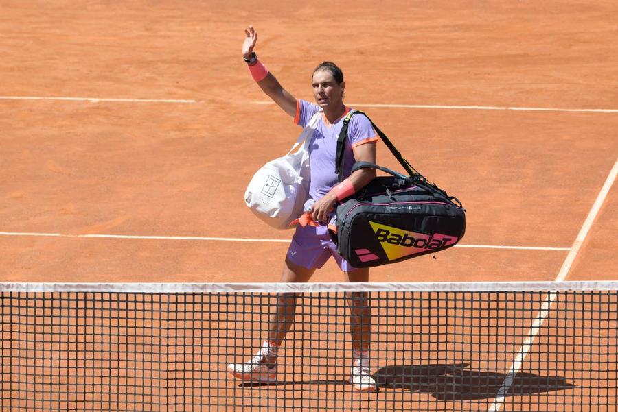 Rafael Nadal spunând adio Romei Foto: Imago Planul lui Rafael Nadal pentru Roland Garros, dezvăluit » Zile decisive: va fi sau nu prezent la Paris?