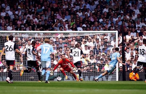 Manchester City o zdrobește pe Fulham și urcă pe primul loc în Premier League » Presiune imensă pe Arsenal