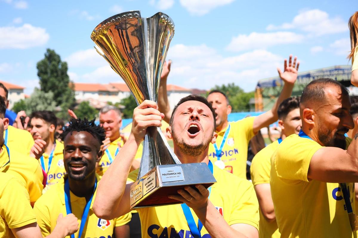 Unirea Slobozia a câștigat Liga 2. Imagini de la festivitatea de premiere