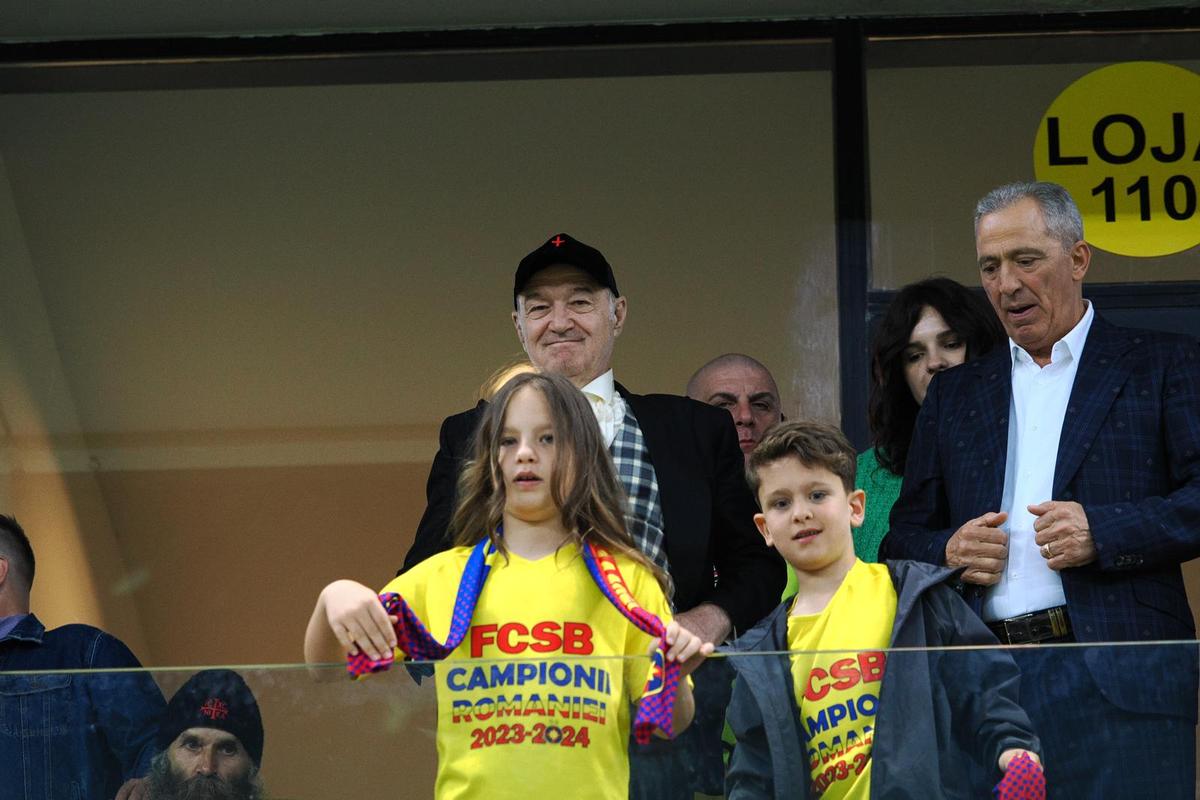 Gigi Becali versus „diavolii roșii” » Tentat să ia o decizie specială pentru „șocul” cu Manchester United