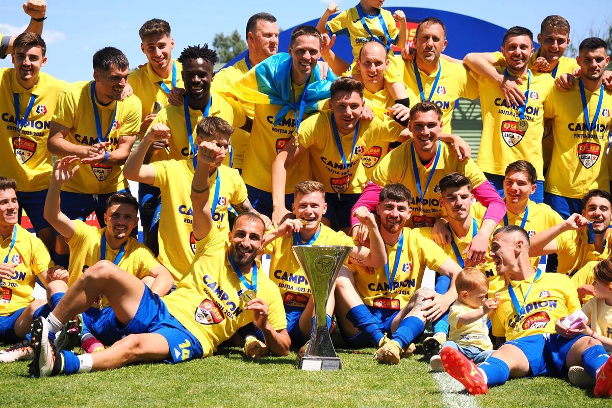 Unirea Slobozia a câștigat Liga 2. Imagini de la festivitatea de premiere