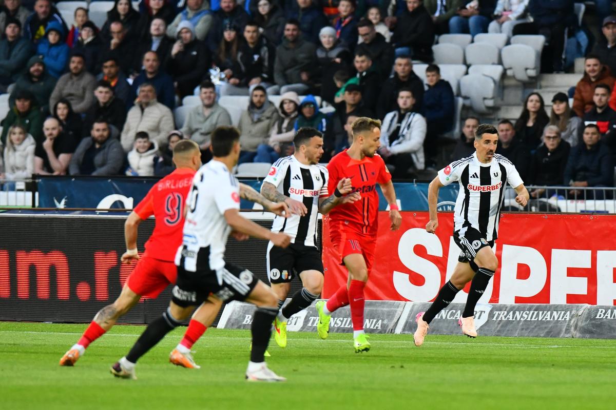 Gata! FCSB a reușit să realizeze cea mai lungă serie de invincibilitate din Superliga