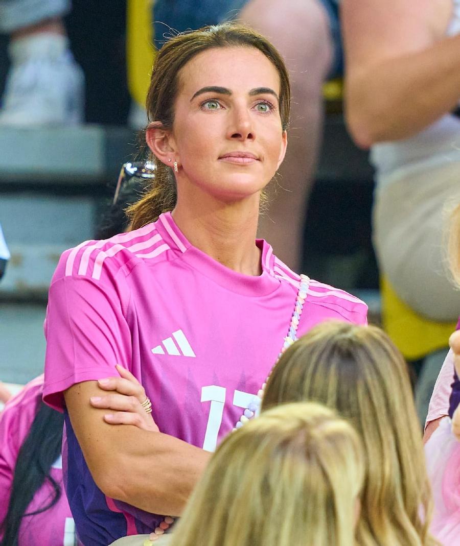 Lisa Muller, pe stadion, la Euro 2024 2-0 cu Borussia, 75.000 de fani, părinții în tribune » Doar Lisa a lipsit, alimentând zvonurile