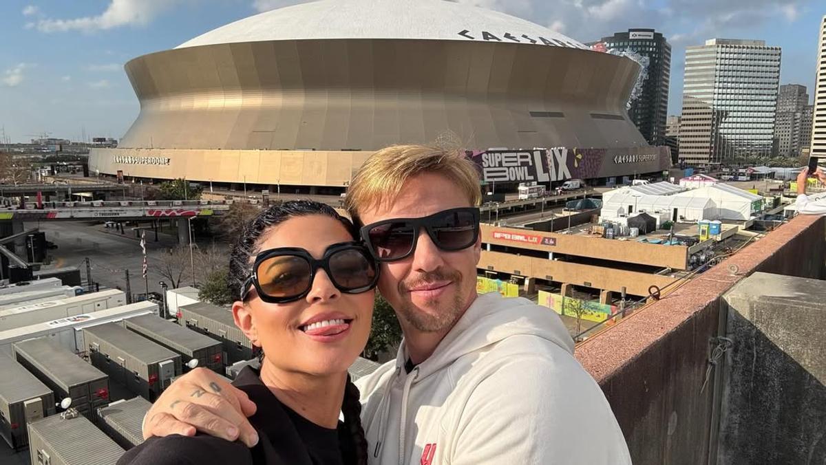 Legenda Guti a văzut Barcelona - Real Madrid la o terasă din București, împreună cu soția Romina Belluscio