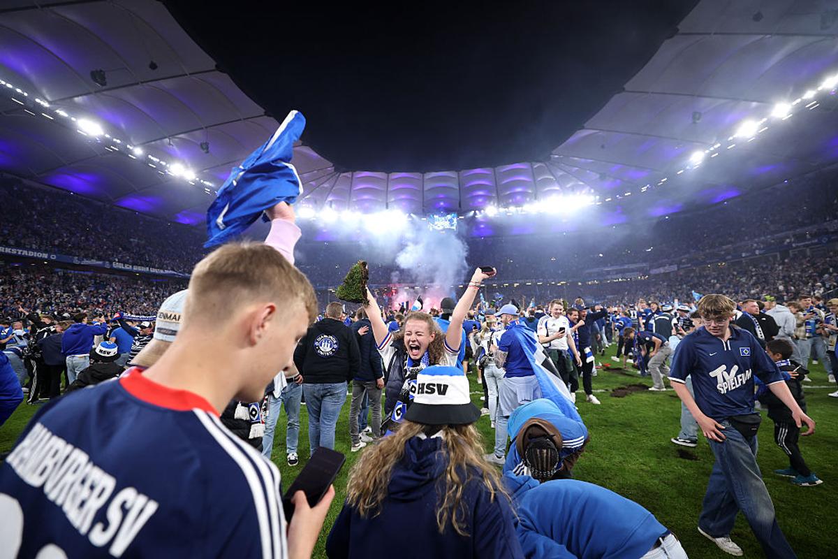 Hamburg a promovat în Bundesliga