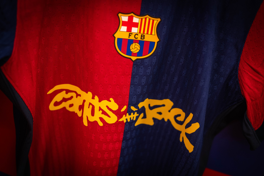 Tricou Barcelona El Clasico / Foto: X Barcelona a bătut-o din nou pe Real Madrid și este 99% campioană în Spania! Revenire incredibilă într-un „El Clasico” de poveste!