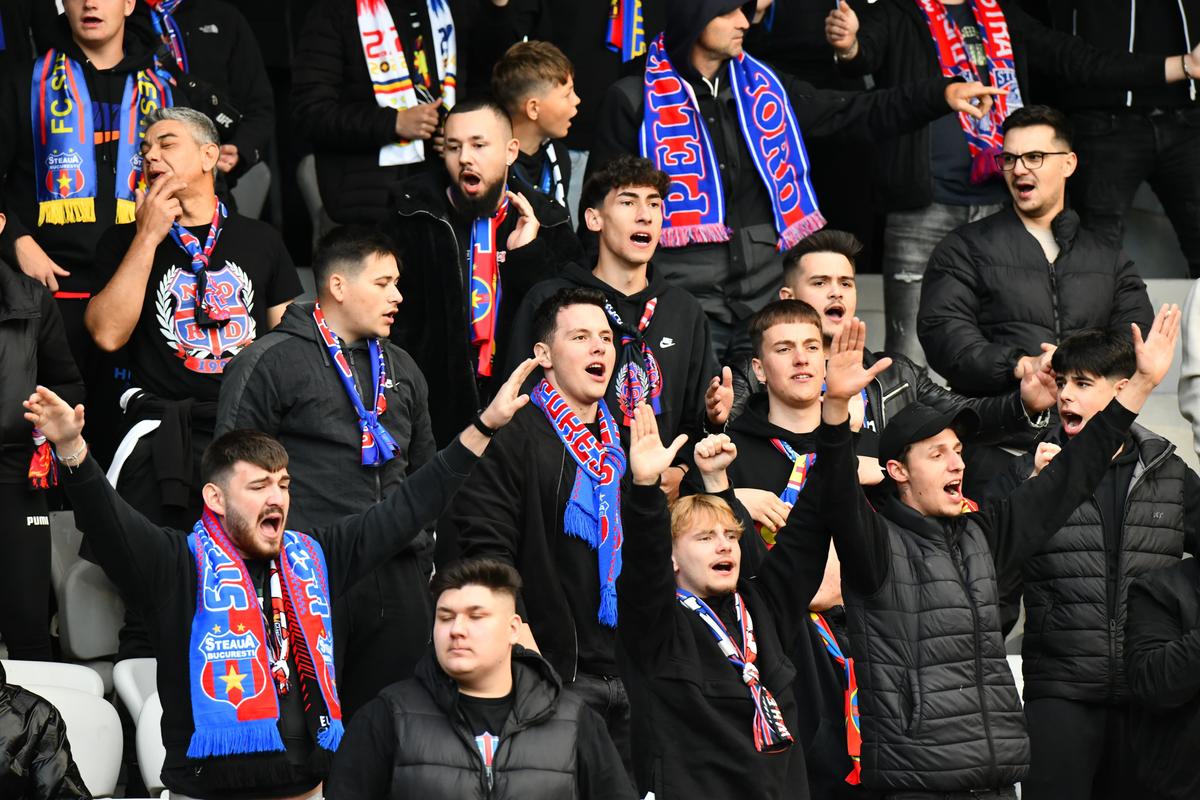 U CLUJ - FCSB 0-2. Trupa lui Sabău, surclasată de campioana venită de la șpriț! Roș-albaștrii au folosit titularii, așa cum au promis, dar omul meciului a fost indezirabilul Marius Ștefănescu