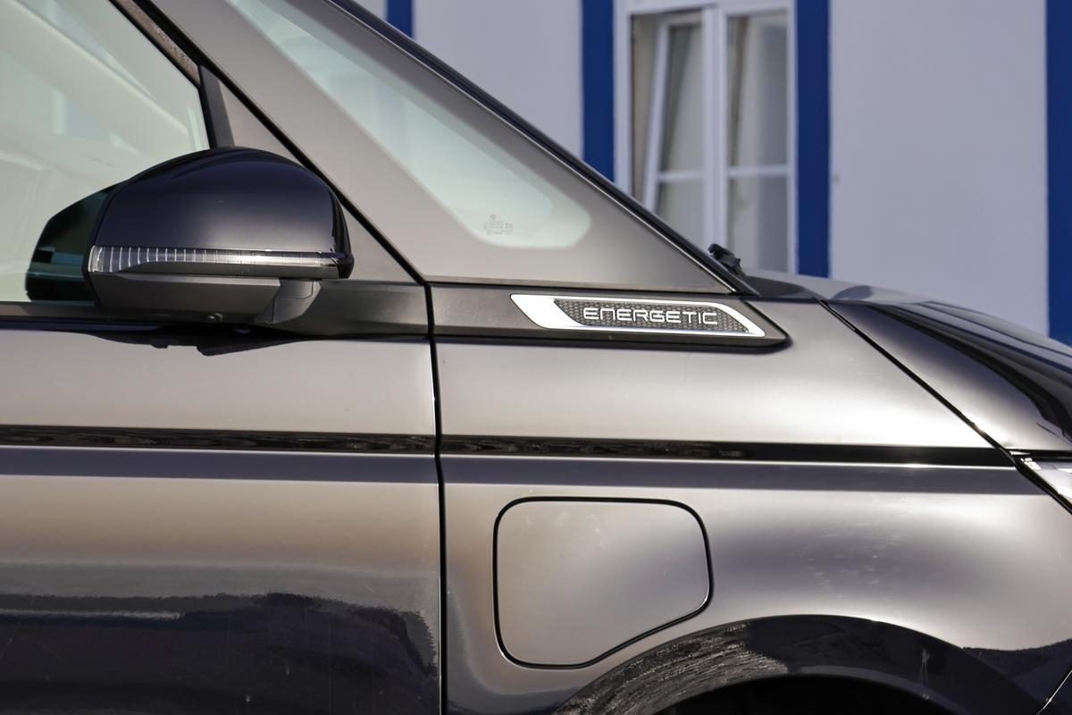 VW Multivan T7, mașina preferată de Papa Leon al XIV-lea