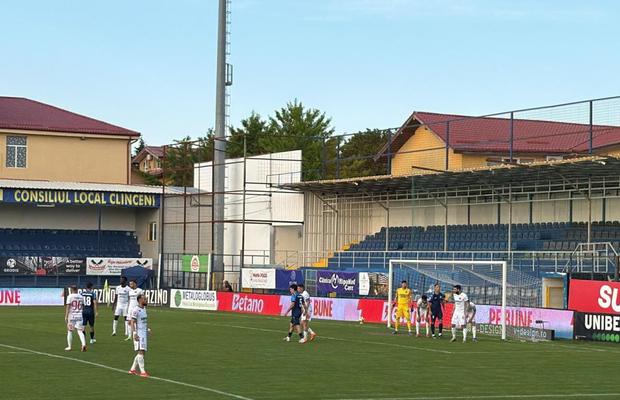 Nebunie totală în Metaloglobus - Hermannstadt! 4 goluri, ocazii imense și un autogol care a decis rezultatul final. Clasamentul în play-out