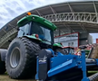 Se schimbă gazonul de pe „Arena Francisc Neuman”