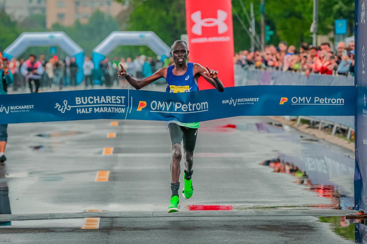 12.000 de participanți au luat startul la ediția a 15 a OMV Petrom Bucharest HALF MARATHON