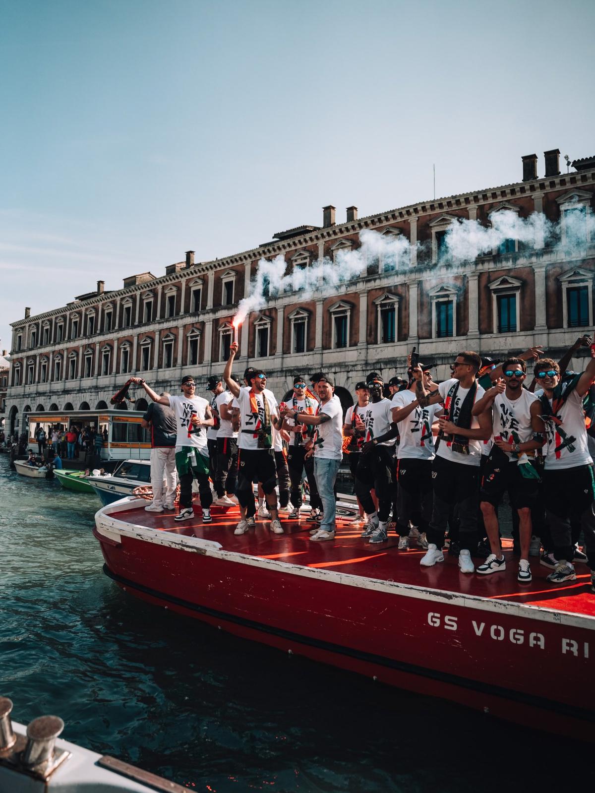 Cum a sărbătorit Venezia promovarea în Serie A
