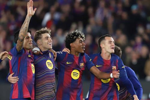 Joao Cancelo (primul din stânga) a devenit primul jucător care câștigă titlul în 4 din cele 5 campionate de top din Europa / Foto: Imago Images