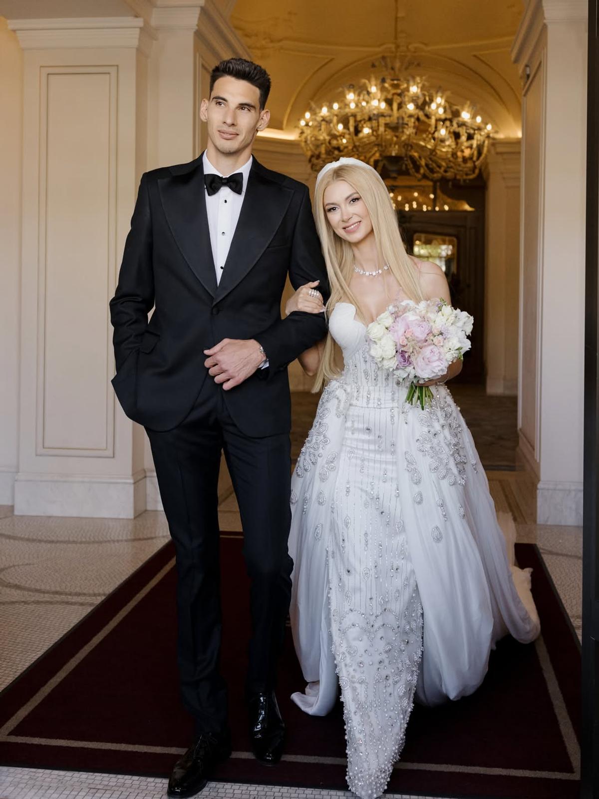 Andreea Bălan s-a căsătorit civil cu Victor Cornea