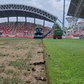Se schimbă gazonul de pe „Arena Francisc Neuman” / foto: Facebook @Călin Bibarț