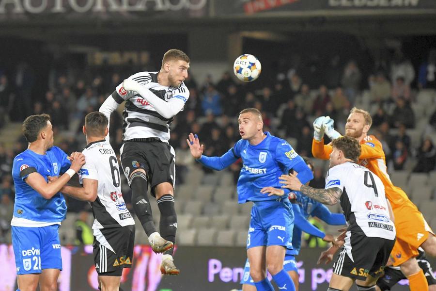 Jovo Lukic a prins lotul Bosniei pentru Mondial // foto: Imago Analiza matematică a titlului din Superliga » De ce apărarea de fier a Clujului e coșmarul celor 20 de marcatori ai Craiovei