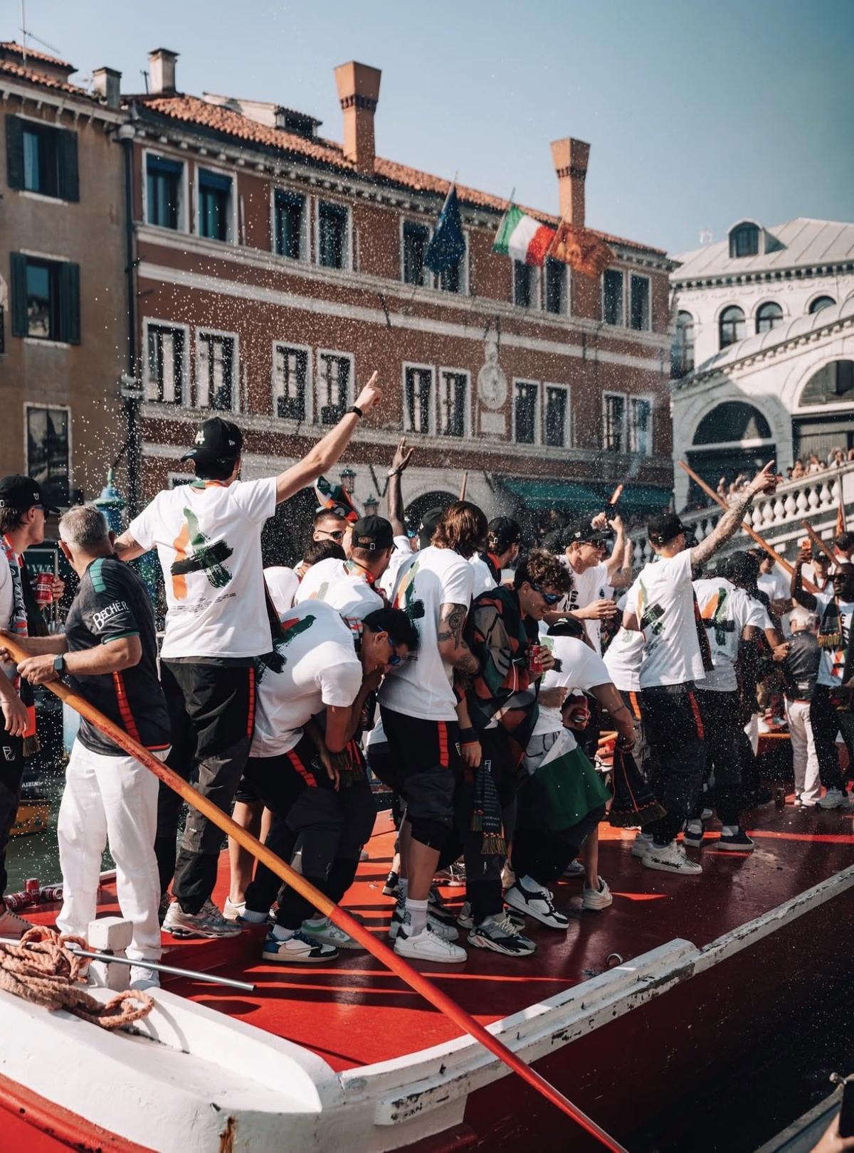 Cum a sărbătorit Venezia promovarea în Serie A
