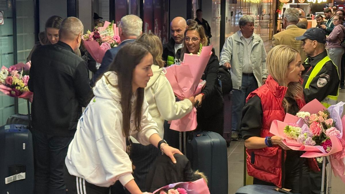 Echipa României de tenis de masă a revenit în țară
