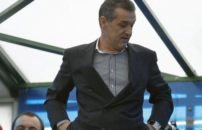 FCSB. Avantaj CFR Cluj: aliații din play-off îl faultează pe unde pot pe Gigi Becali