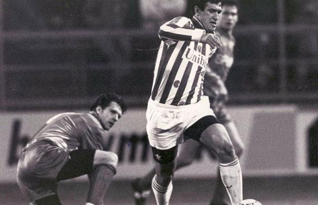 Un atacant pentru un secol de istorie » Rodion Cămătaru, ales cel mai bun „vârf” al lui Heerenveen: „A fost extrem de iubit - uriașul prietenos!”