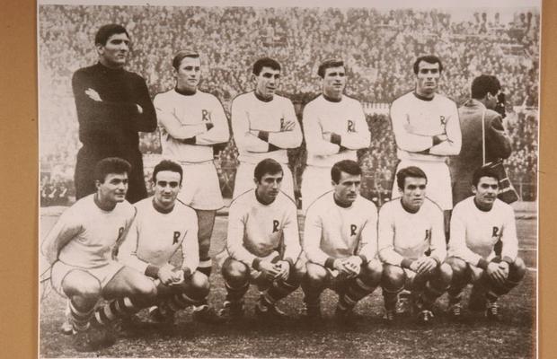 55 de ani de la primul titlu al Rapidului » Nichi Dumitriu: „Noi am fost zeii Giuleștiului. Doar Sabău și Lupu ar fi putut juca în echipa din '67. Pancu? A avut două viteze, mică și foarte mică!”