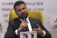 Mutu și-a lansat azi cartea » Momentul care i-a „încheiat” cariera de jucător: „Mamă, ăsta e făcut la Ikea!”