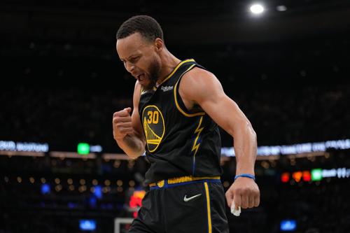 Golden State Warriors se impune în deplasare, 107-97, și reface echilibrul în finala NBA cu Boston Celtics, 2-2. Foto: NBA