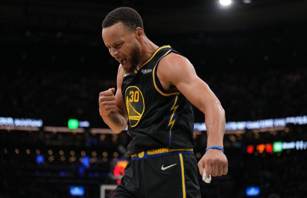 Warrior Steph! Ținută în viață de un Curry fabulos, Golden State Warriors o egalează pe Boston Celtics în finala NBA