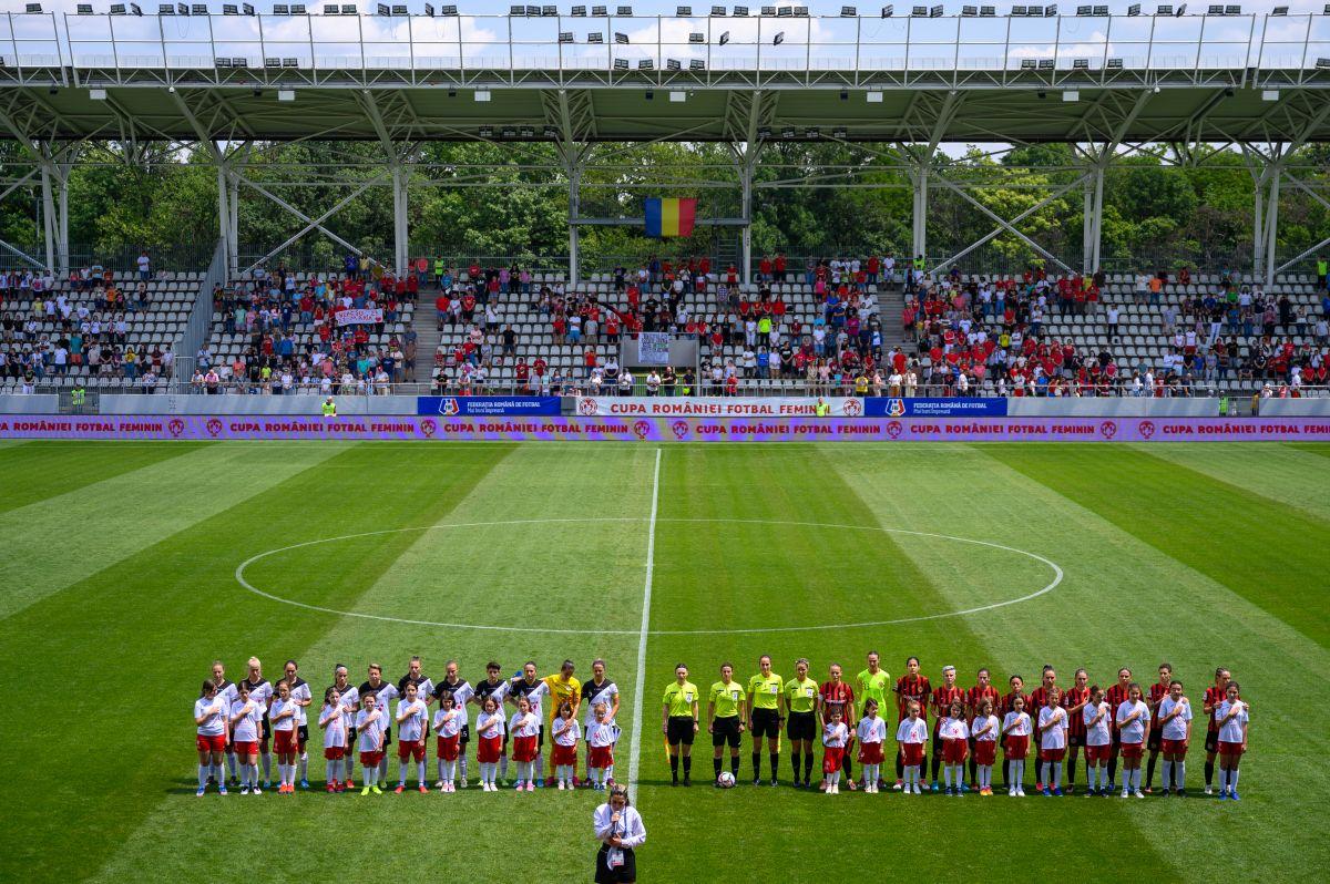 Faza controversată în finala Cupei României la fotbal feminin » Proteste după un gol anulat