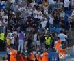 FOTO Fani au căzut cu tribuna la Real Madrid B - Barcelona B