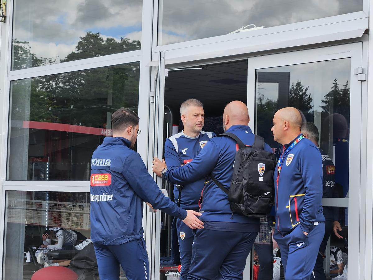 Cum stăm față de precedentele Europene? Detaliul care îl dă pe Ianis Hagi titular cu Ucraina + statistica în care Pușcaș e peste Cămătaru și Răducioiu