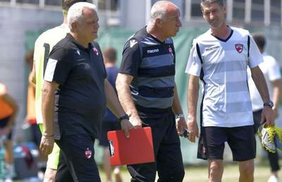 „Aveam soția la terapie intensivă și stăteam la antrenamente” » Cel mai vechi om de la Dinamo, dezvăluiri tulburătoare după ce a fost dat afară