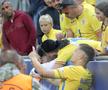 Jucătorii României U21, consolați de mame și iubite după înfrângerea cu Italia