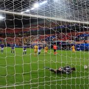 Louis Munteanu, penalty ratat în Italia U21 - România U21 // foto: Ionuț Iordache (GSP)