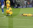 Jucătorii României U21, consolați de mame și iubite după înfrângerea cu Italia