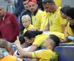Jucătorii României U21, consolați de mame și iubite după înfrângerea cu Italia