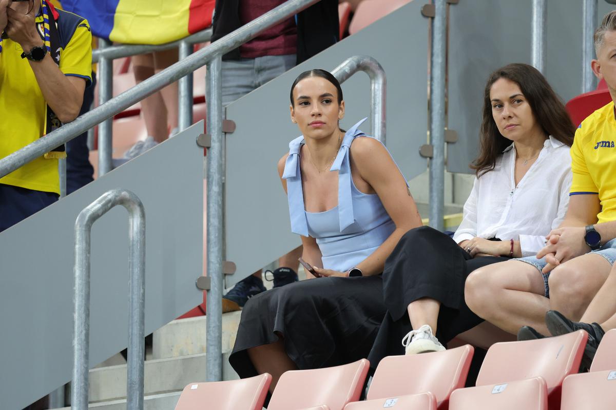 Cea mai frumoasă fotbalistă din România a atras toate privirile la meciul cu Italia de la Euro U21