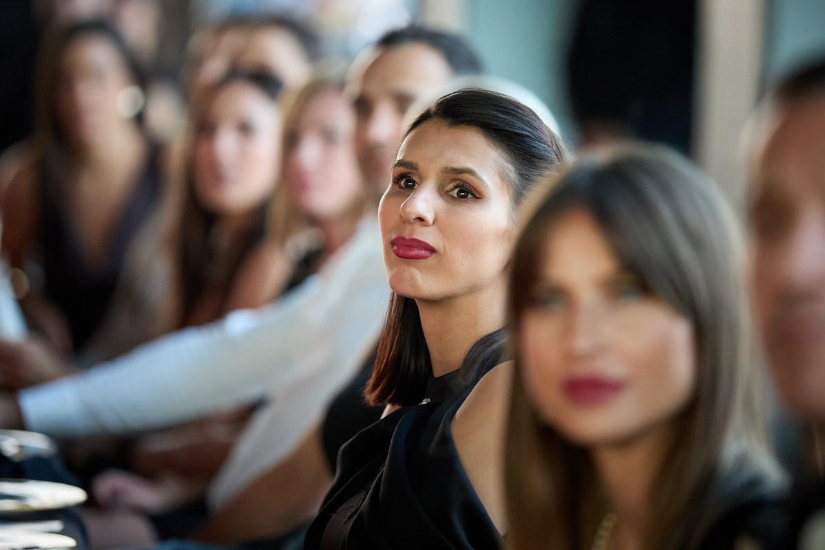 Cristina Neagu, așa cum n-ai mai văzut-o » Au apărut imaginile de la petrecere: vedetele din handbal s-au întrecut în ținute