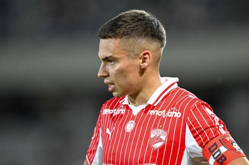 Dinamo nu a respectat regula 5+6 și a va fi amendată usturător de FRF // foto: Imago Images