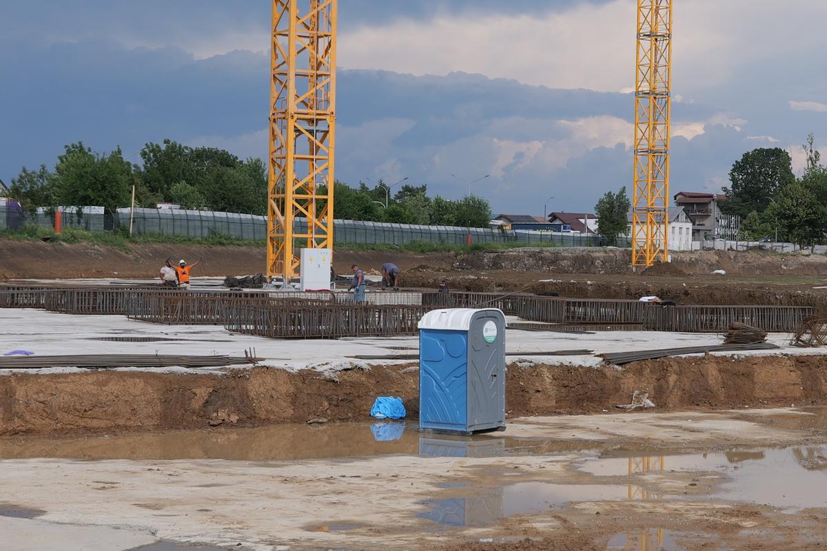 Se construiește stadionul viitorului în România » Va funcționa exclusiv cu energie regenerabilă: GSP a vizitat șantierul unde se muncește la 30 de grade!