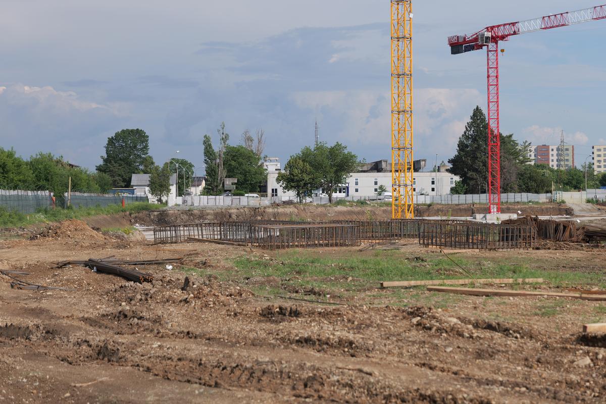 Se construiește stadionul viitorului în România » Va funcționa exclusiv cu energie regenerabilă: GSP a vizitat șantierul unde se muncește la 30 de grade!