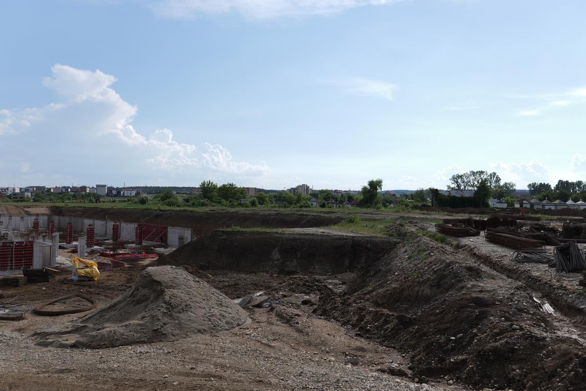 Se construiește stadionul viitorului în România » Va funcționa exclusiv cu energie regenerabilă: GSP a vizitat șantierul unde se muncește la 30 de grade!