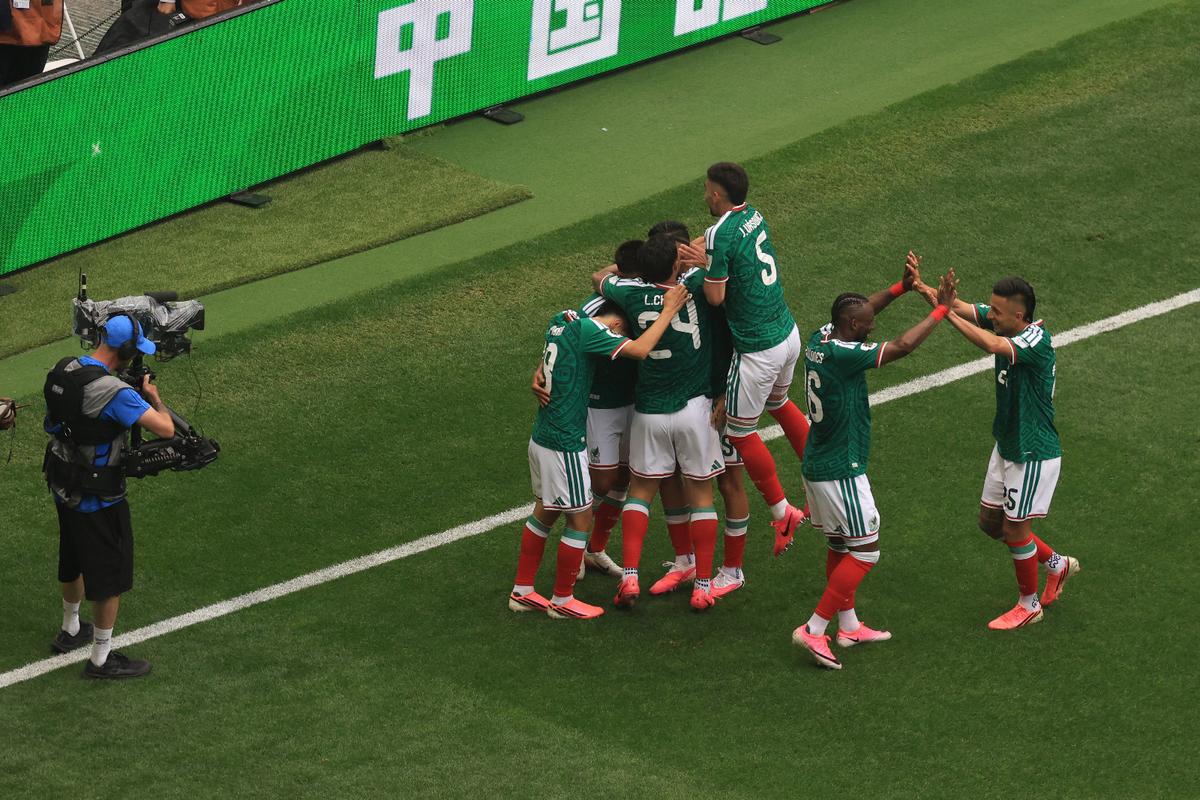 Mexic a învins Africa de Sud în deschiderea Campionatului Mondial