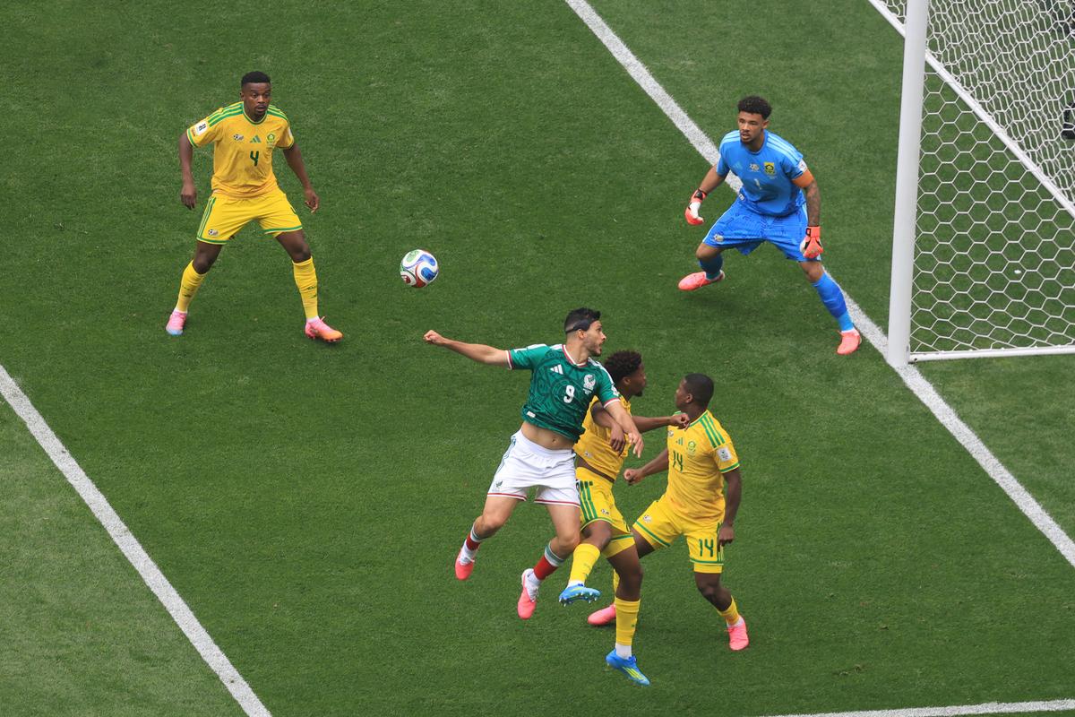 Mexic a învins Africa de Sud în deschiderea Campionatului Mondial