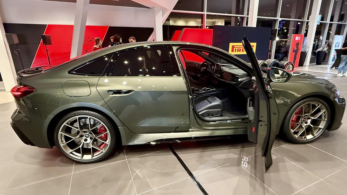 Vor să dea lovitura cu noul Audi RS 5 » Avem primele imagini cu modelul ajuns în secret în România!