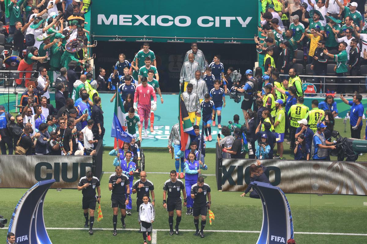 „Ceremonia 360 de grade” aplicată în premieră la Mexic - Africa de Sud » Ideea lui Del Piero schimbă Mondialul