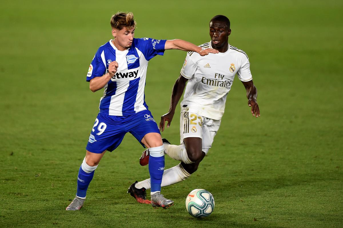 REAL MADRID - ALAVES 2-0 // Karim Benzema, arma letală » Borna incredibilă atinsă în era Zidane