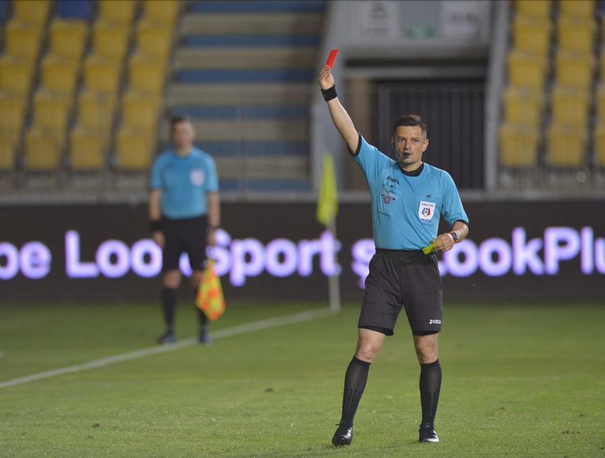 Comentariu de Dan Udrea după scandalul de la Petrolul - Rapid: „Reverență pentru asistent, lecitină pentru Burcă”