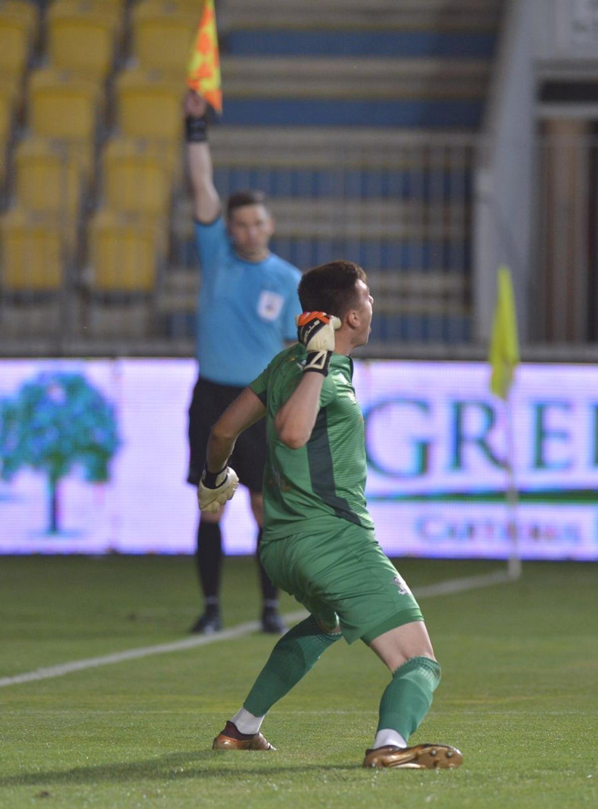 Verdictul dur al unei legende pentru Rapid și Petrolul: „Nu au nicio șansă să promoveze!”